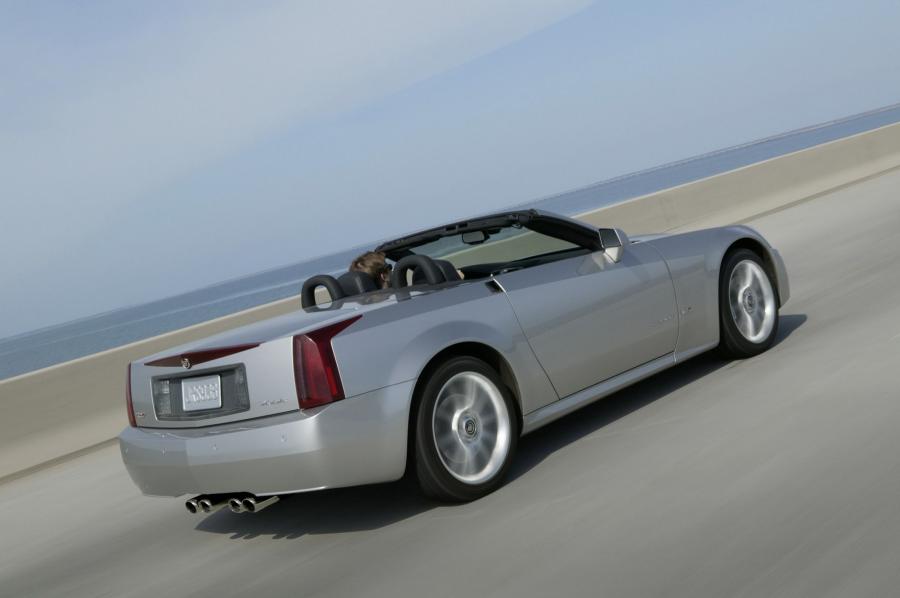  Cadillac XLR-V 2006 года  (фото 48 из 58)